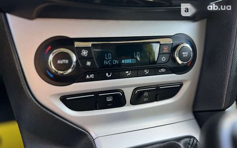 Ford Focus 2013 - фото 19