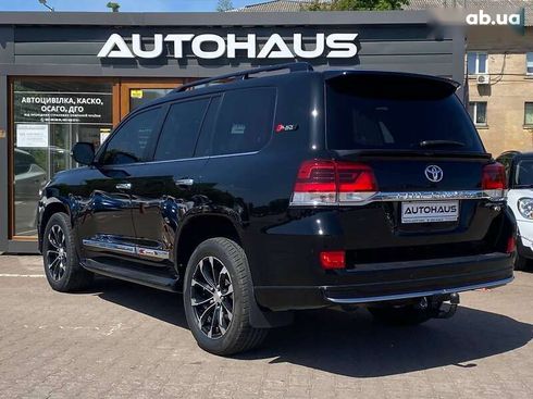 Toyota Land Cruiser 2020 - фото 6