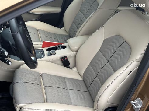 Mercedes-Benz GLA-Класс 2017 бежевый - фото 12
