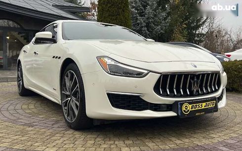 Maserati Ghibli 2019 - фото 9