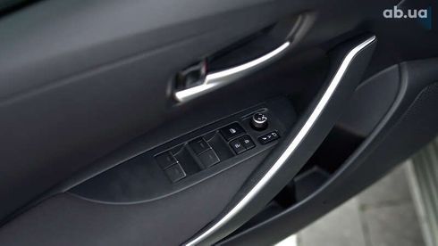 Toyota Corolla 2022 - фото 12