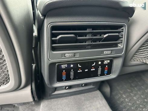 Audi Q8 2018 - фото 20