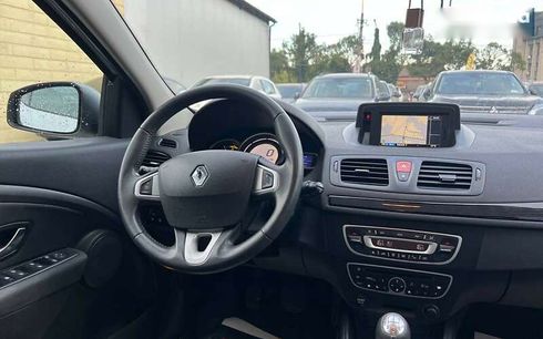 Renault Megane 2011 - фото 12