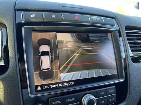 Volkswagen Touareg 2017 - фото 27