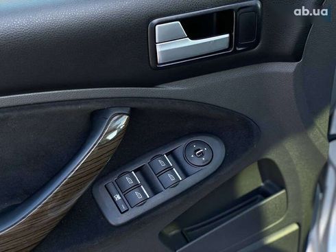 Ford C-Max 2010 - фото 18