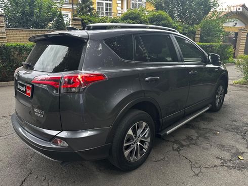 Toyota RAV4 2017 серый - фото 5