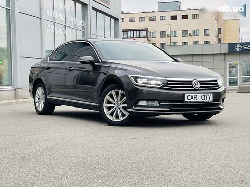 Volkswagen Passat 2016 - фото 7