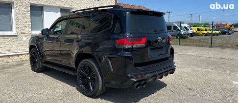 Toyota Land Cruiser 2023 черный - фото 2