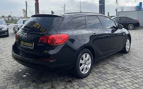 Opel Astra 2011 - фото 7
