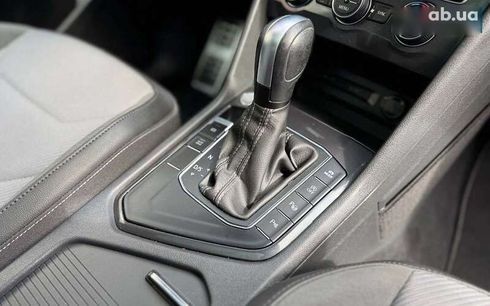 Volkswagen Tiguan 2021 - фото 14