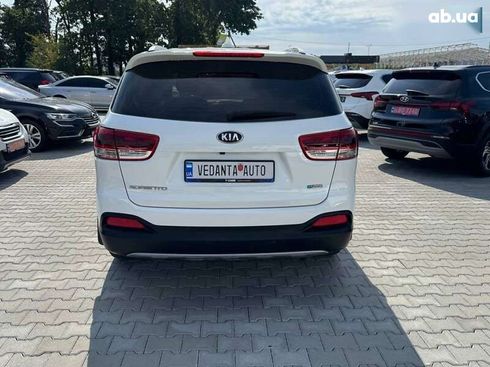 Kia Sorento 2015 - фото 6