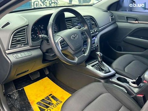 Hyundai Elantra 2018 - фото 23
