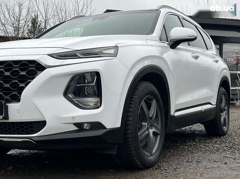 Hyundai Santa Fe 2018 - фото 11