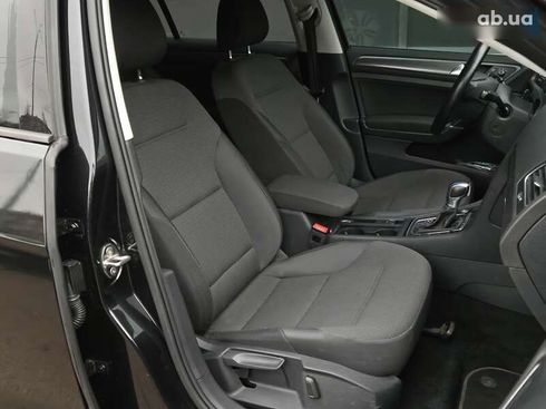 Volkswagen e-Golf 2019 - фото 11