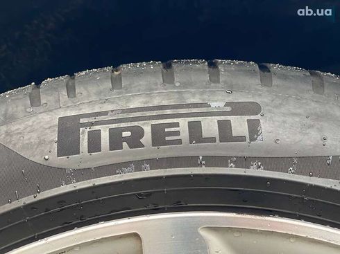 Audi A4 2018 - фото 5