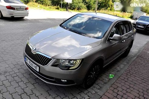 Skoda Superb 2014 - фото 6