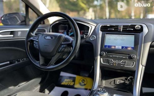 Ford Fusion 2017 - фото 12