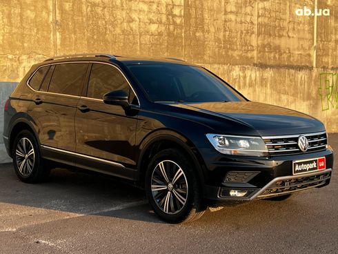 Volkswagen Tiguan 2019 черный - фото 16