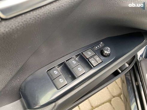Toyota Camry 2020 - фото 12