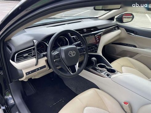 Toyota Camry 2020 - фото 24