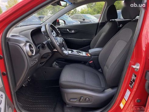 Hyundai Kona Electric 2021 - фото 26