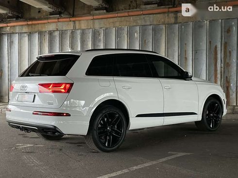 Audi Q7 2018 - фото 9