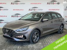 Продаж вживаних Hyundai i30 2021 року у Львові - купити на Автобазарі