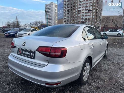 Volkswagen Jetta 2015 - фото 5