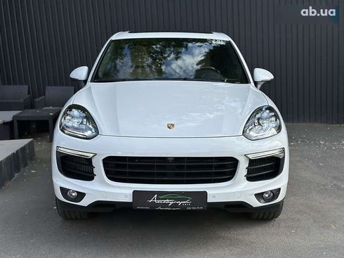 Porsche Cayenne 2017 - фото 3