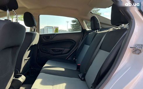 Ford Fiesta 2019 - фото 13