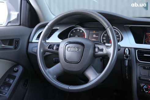 Audi A4 2011 - фото 17