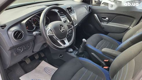 Renault Sandero Stepway 2020 - фото 13