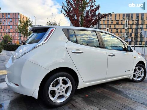Nissan Leaf 2014 - фото 22