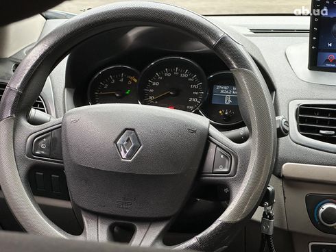 Renault Megane 2011 белый - фото 19