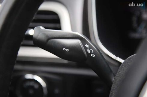 Ford Fusion 2017 - фото 20