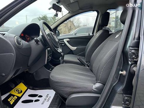 Dacia Sandero 2011 - фото 10