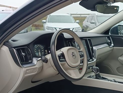 Volvo S60 2018 синий - фото 27