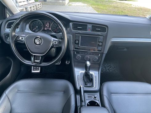 Volkswagen Golf 2018 белый - фото 18