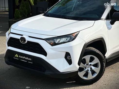 Toyota RAV4 2022 - фото 11