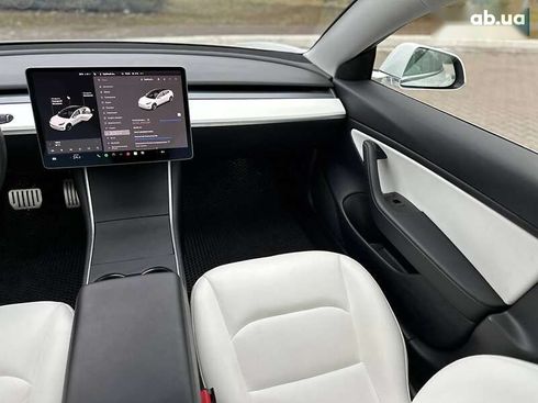 Tesla Model 3 2019 - фото 29