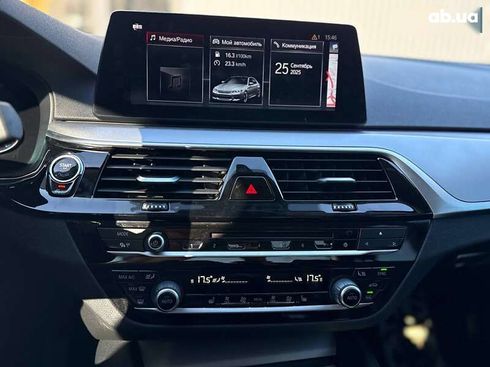 BMW 5 серия 2017 - фото 14