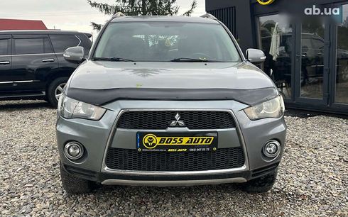 Mitsubishi Outlander 2013 - фото 2