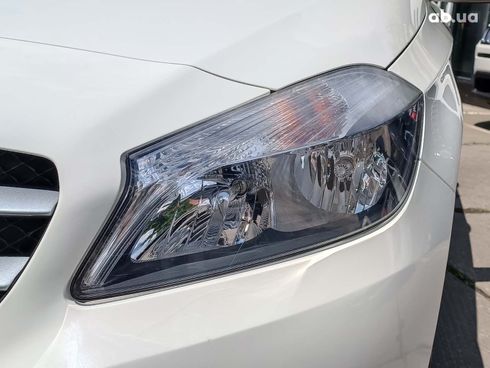 Mercedes-Benz A-Класс 2013 белый - фото 3