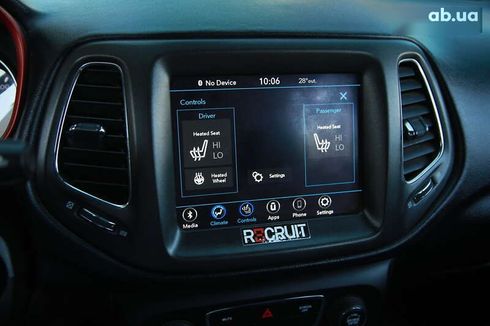 Jeep Compass 2019 - фото 16