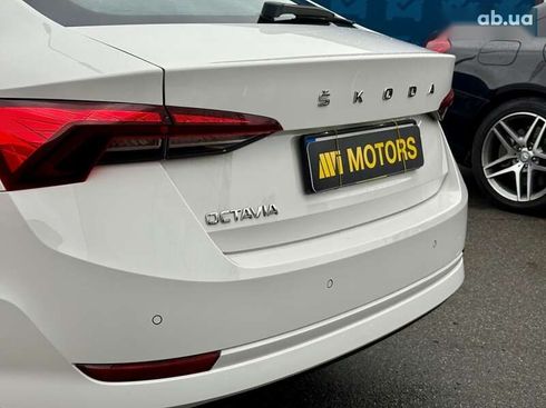 Skoda Octavia 2021 - фото 18