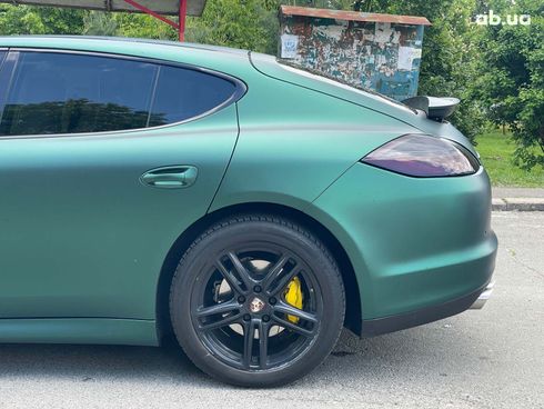 Porsche Panamera 2010 зеленый - фото 10
