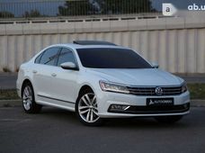 Продажа б/у Volkswagen Passat 2018 года в Киеве - купить на Автобазаре