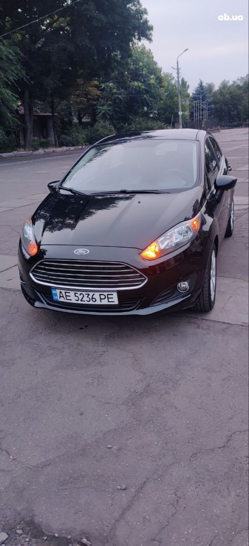 Ford Fiesta 2019 черный - фото 12