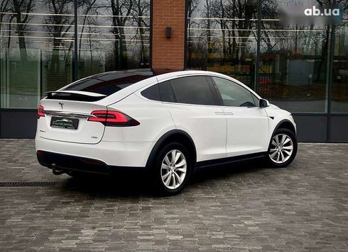 Tesla Model X 2017 - фото 8