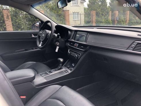 Kia K5 2017 - фото 9